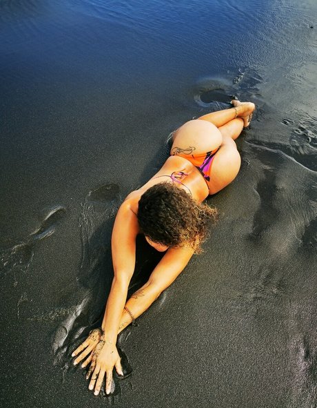 Soft Peach Yoga Nacktbilder von OnlyFans geleakt