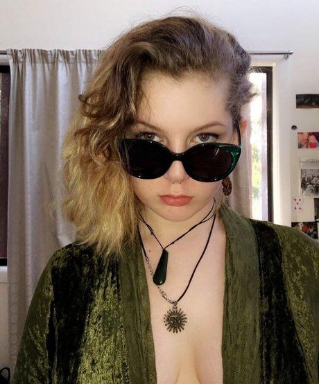 Jade Stone Nacktbilder auf OnlyFans