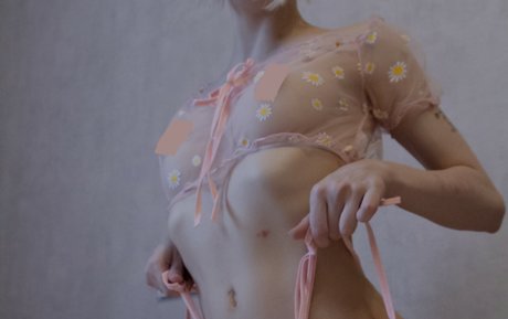 Mia Synaeva OnlyFans Nacktbilder