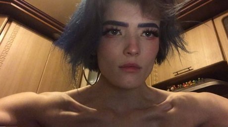 Ksenkanesesh OnlyFans-Seite