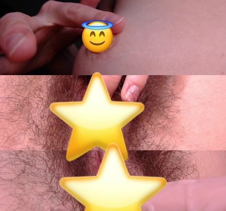 mischa teases OnlyFans Brüste Bild