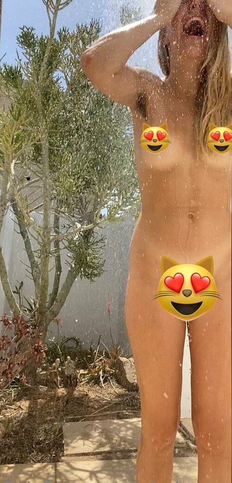 mischa teases OnlyFans Striptease