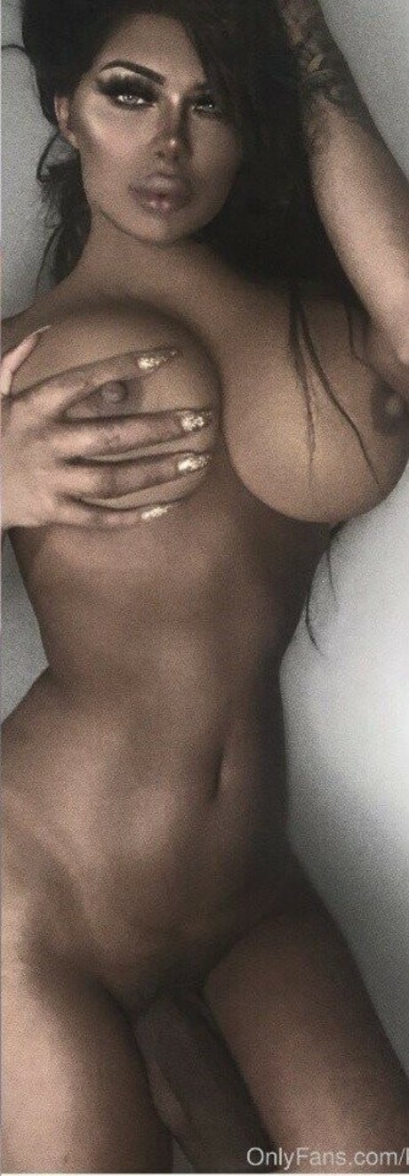 kayrahkellyxxx NurlyFans-Brüste