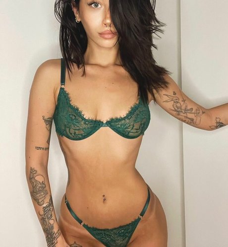 Hoshen Vera Bar OnlyFans-Leaks