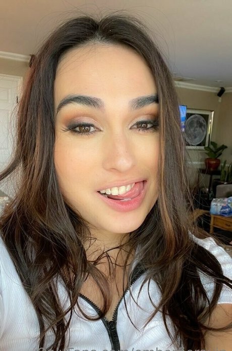 emberfieravip OnlyFans Gratis-Inhalte