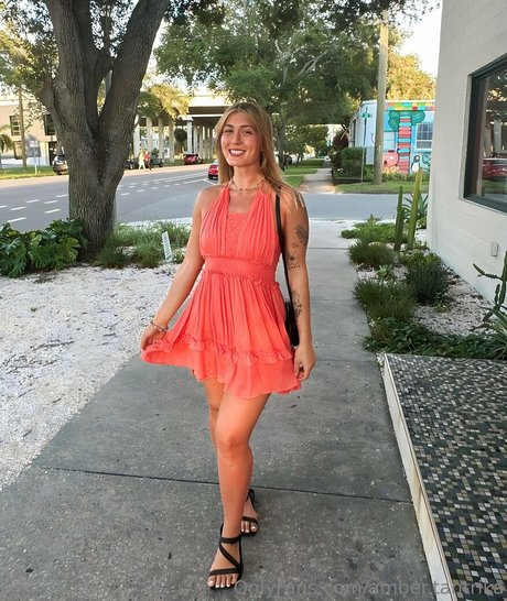 amberalba OnlyFans-Model