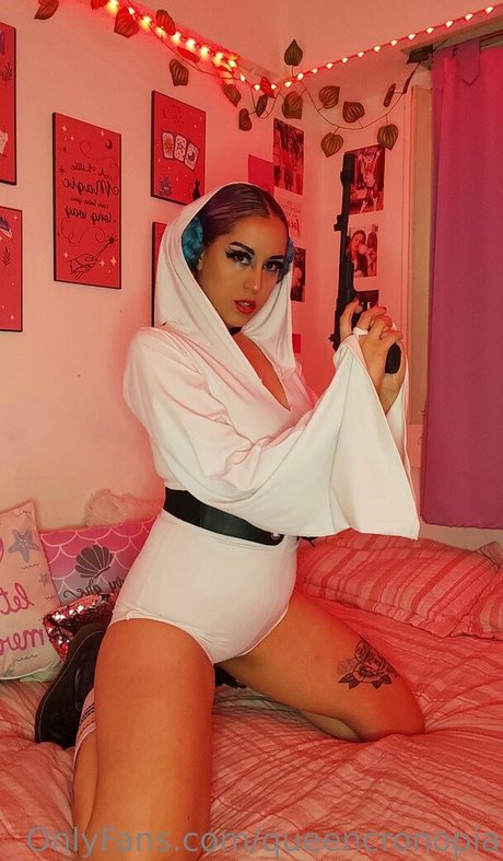 queencronopia Nackt geleakt OnlyFans