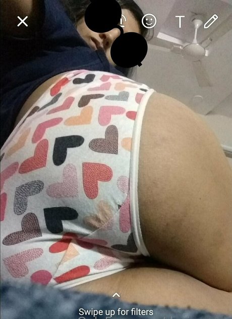 Desiaurora Leaks von Nacktbildern auf OnlyFans