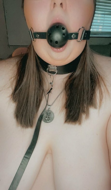 miacloverxx OnlyFans Lesbisch