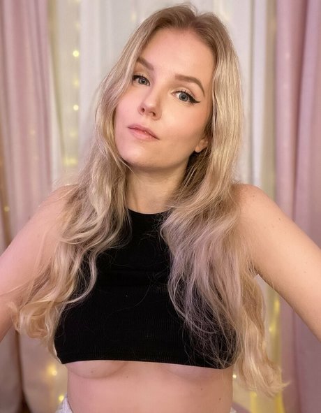 Imsessis OnlyFans Fotos