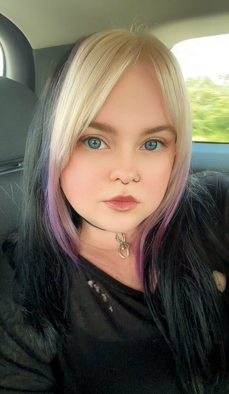 tinymortician89 OnlyFans Leaks Nacktbilder