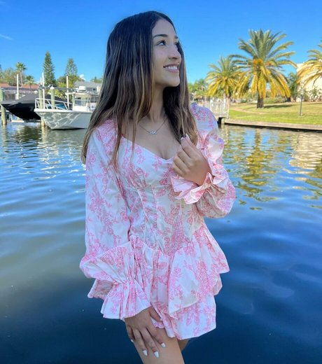 Ava Justin OnlyFans Bilder