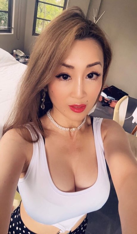 Originallysin Nacktbilder von OnlyFans geleakt