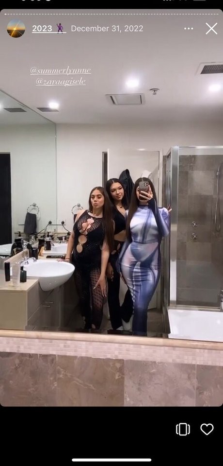 Paris saraa Nacktbilder geleakt OnlyFans Nacktporno