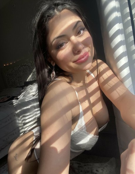 Nataliecanbebought OnlyFans X