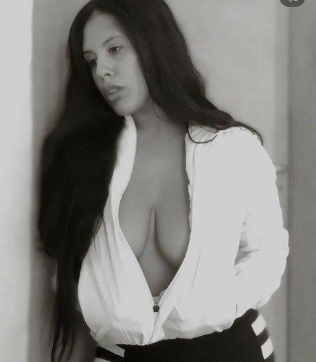 Liima kamylla OnlyFans Nacktfotos