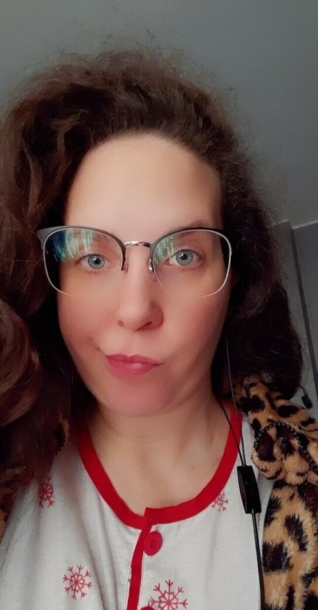 only queen84 OnlyFans gratis