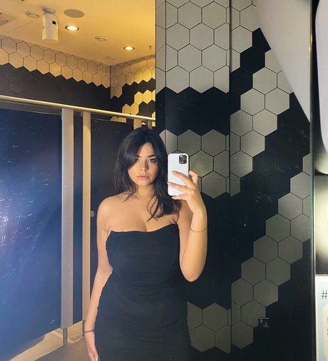 im notannaa OnlyFans explizite Inhalte