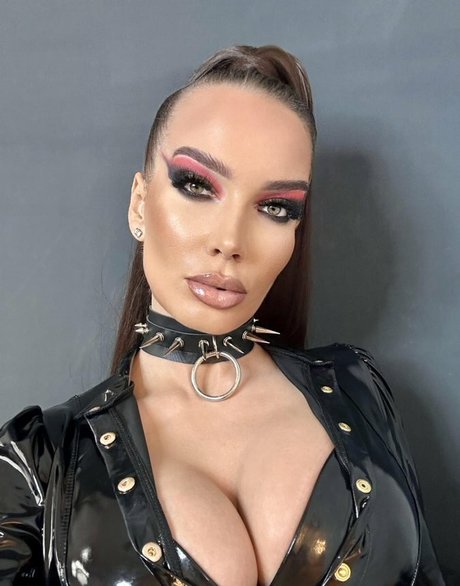 Mistress Ultraviolence OnlyFans Nackt Leaks