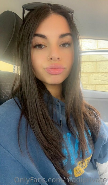 madiprivate Nackt auf OnlyFans Leaks