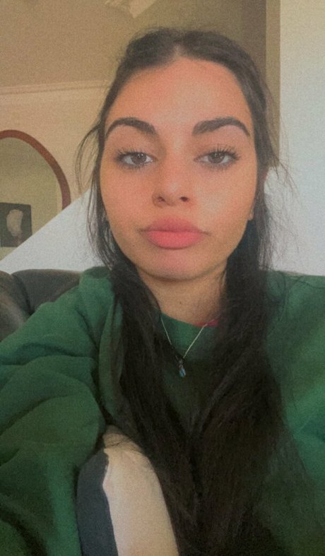 madiprivate OnlyFans-Bilder