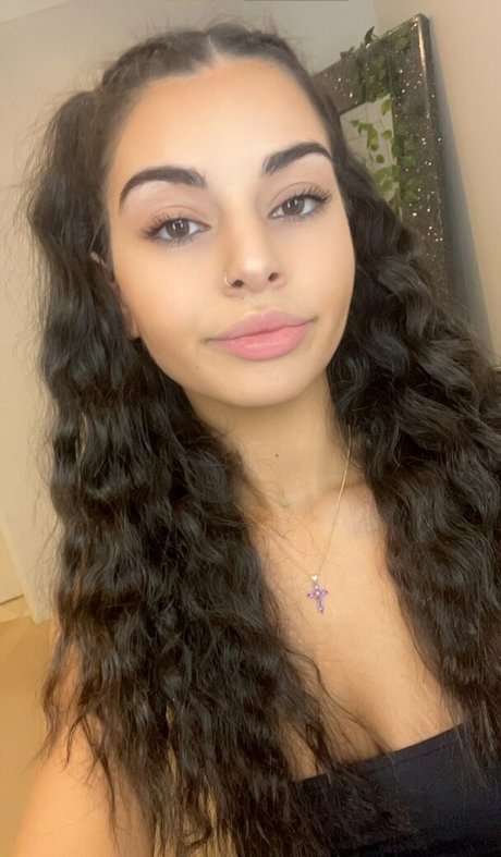 madiprivate Nacktbilder von OnlyFans