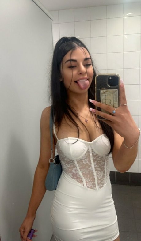 madiprivate OnlyFans-Inhalte