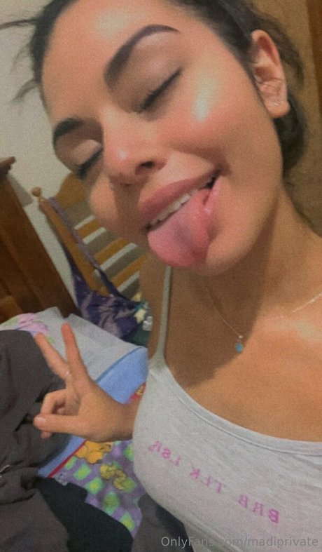 madiprivate Nacktbilder von OnlyFans geleakt