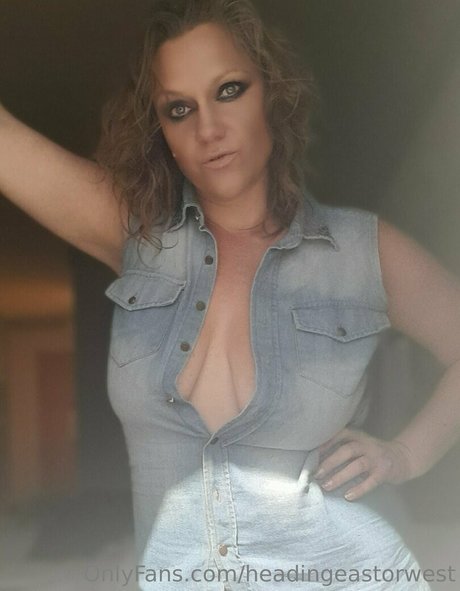 headingeastorwest OnlyFans Gratis