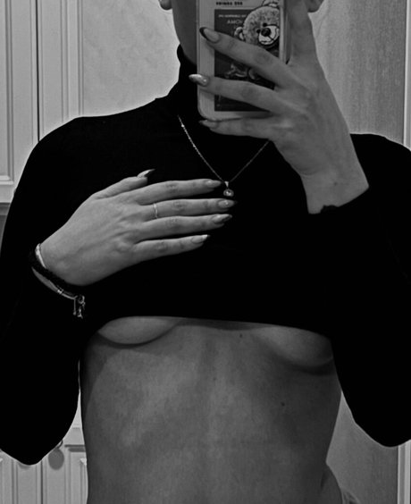 saby oki OnlyFans Archiv