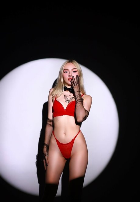 adelewilson__ OnlyFans-Leaks