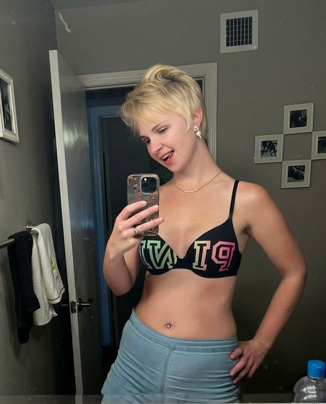 cherryfoxjk Neues OnlyFans