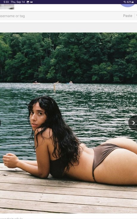 Sailorreya OnlyFans Brüste Bild