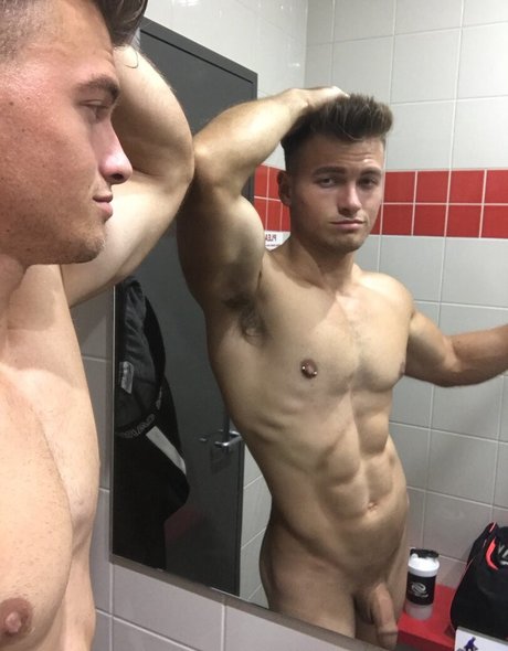 maxsmall OnlyFans Leak