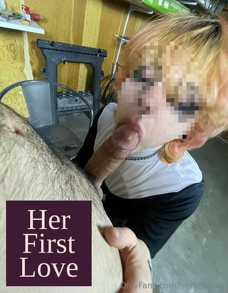 herfirstlove OnlyFans Nacktbilder geleakt