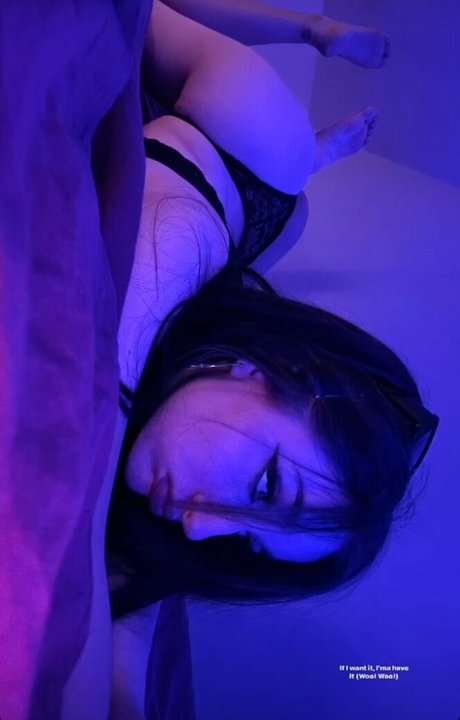 Luna Foster OnlyFans Pornografie