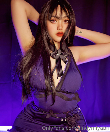 sindymiyabii OnlyFans-Bilder