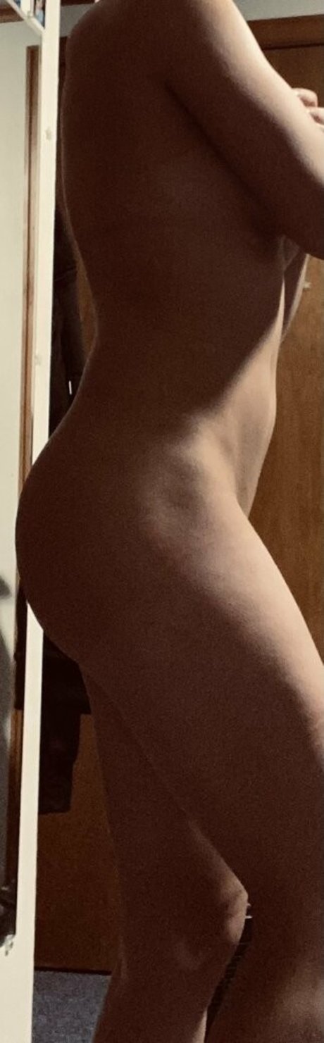 raelynn of Leaked Porn OnlyFans