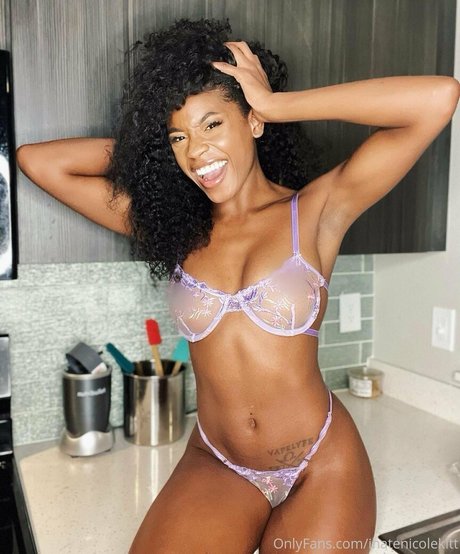 nicolekittfree OnlyFans-Fotos