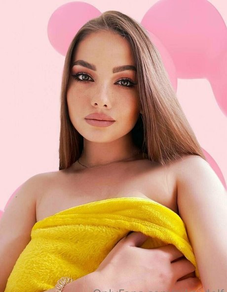 leila hottie OnlyFans Bilder nackt