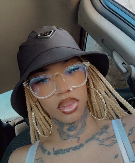 Cynthia Rose Nacktbilder auf OnlyFans