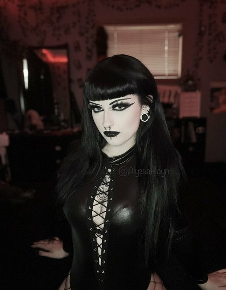 Alyssa Rayn OnlyFans Mega
