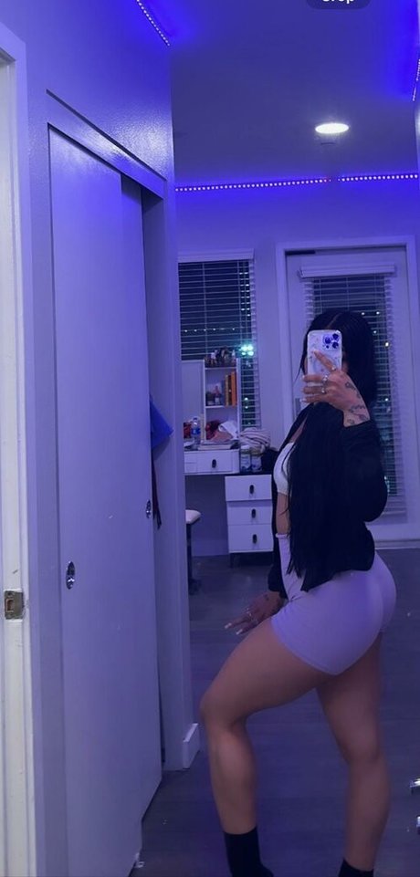 Dahlia Santiago OnlyFans Nacktfotos