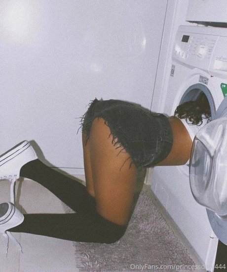 PrincessDani444 OnlyFans-Bilder