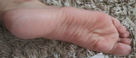 scentofasilkytoe Leaked OnlyFans Content