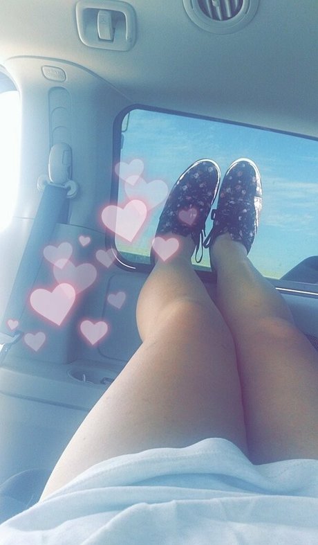 fall4angelic Oben ohne OnlyFans