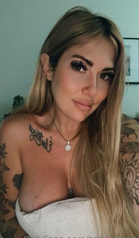 carlyelectriclive Sex auf OnlyFans