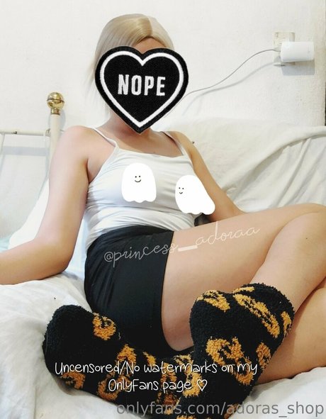 adoras shop Nacktbilder von OnlyFans geleakt