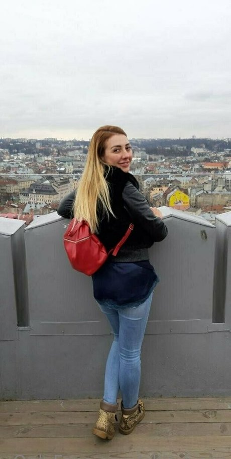 ellis benz OnlyFans X