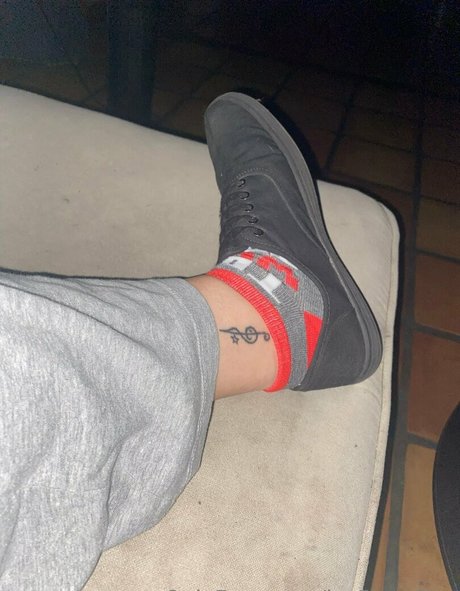 jes5icasfeet NurlyFans-Brüste